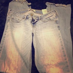 Light wash, boot cut jeans.